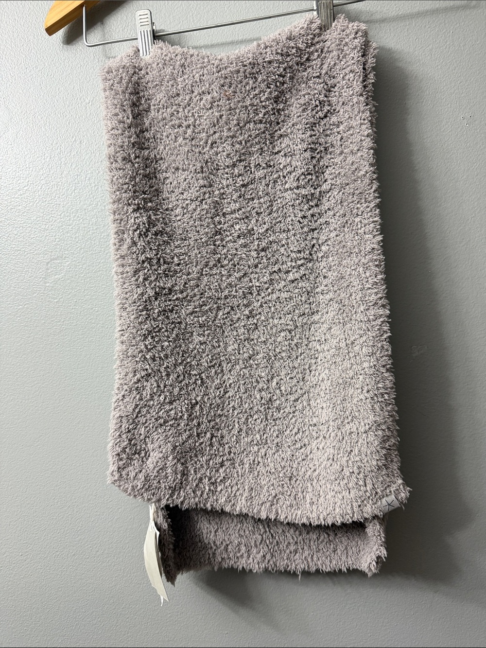 Barefoot Dreams Plush scarf - Light Gray NWT